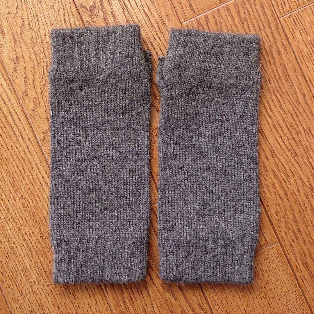 新品未使用＊ジョンストンズ カシミア100％ リストウォーマー 指なし