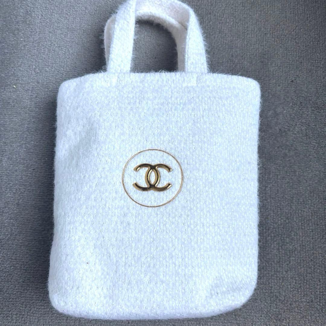 CHANEL 日本未発売2024クリスマスコフレ トート、ハンドクリーム、リップ