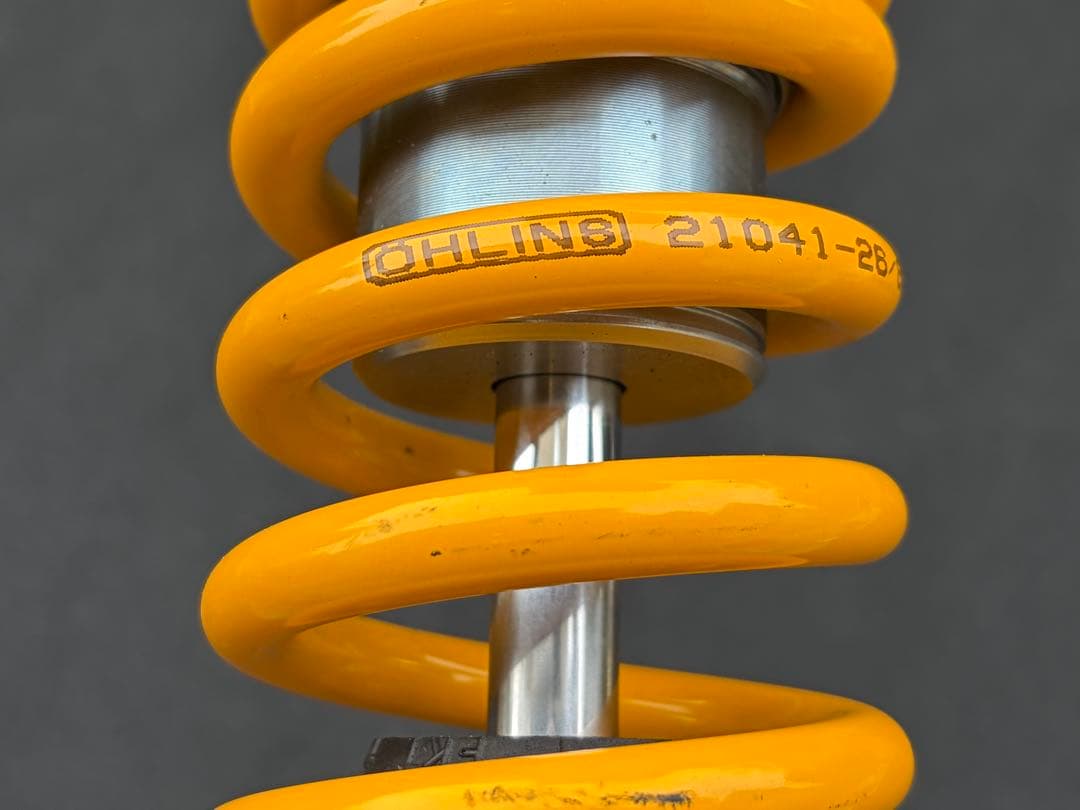 k*u様 YZF-R1/R1M. 2015- オーリンズ TTX サスペンション