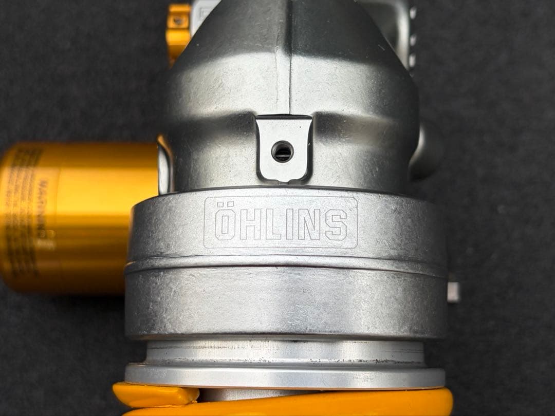 k*u様 YZF-R1/R1M. 2015- オーリンズ TTX サスペンション