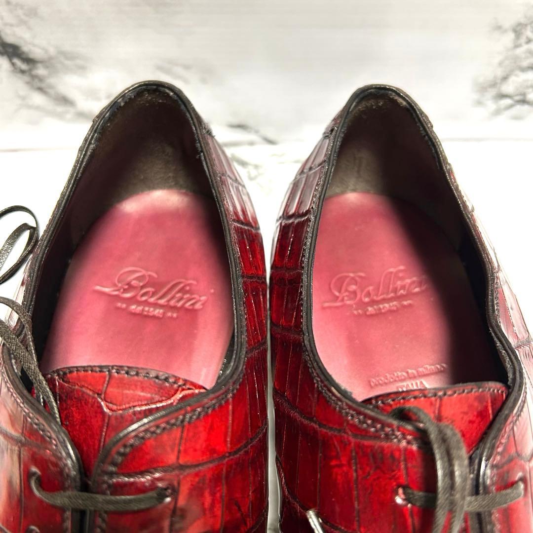 未使用　ボリーニ　レザーシューズ　8 1/2表記　ワニ革　ホールカット　革靴