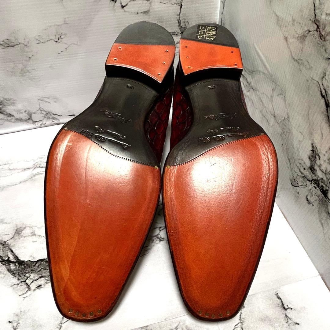 未使用　ボリーニ　レザーシューズ　8 1/2表記　ワニ革　ホールカット　革靴