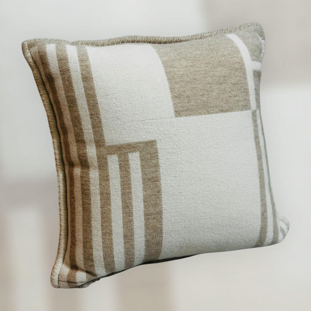 エルメス クッション イターク サーブル