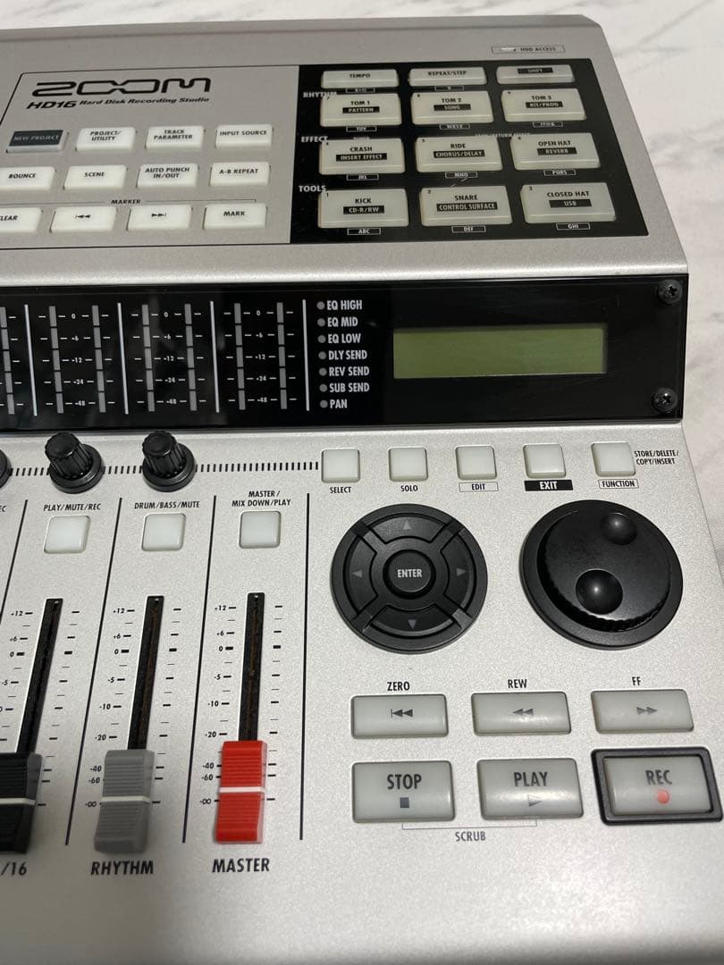 ZOOM HD16 マルチトラックレコーダー(別売りフットスイッチ付き)