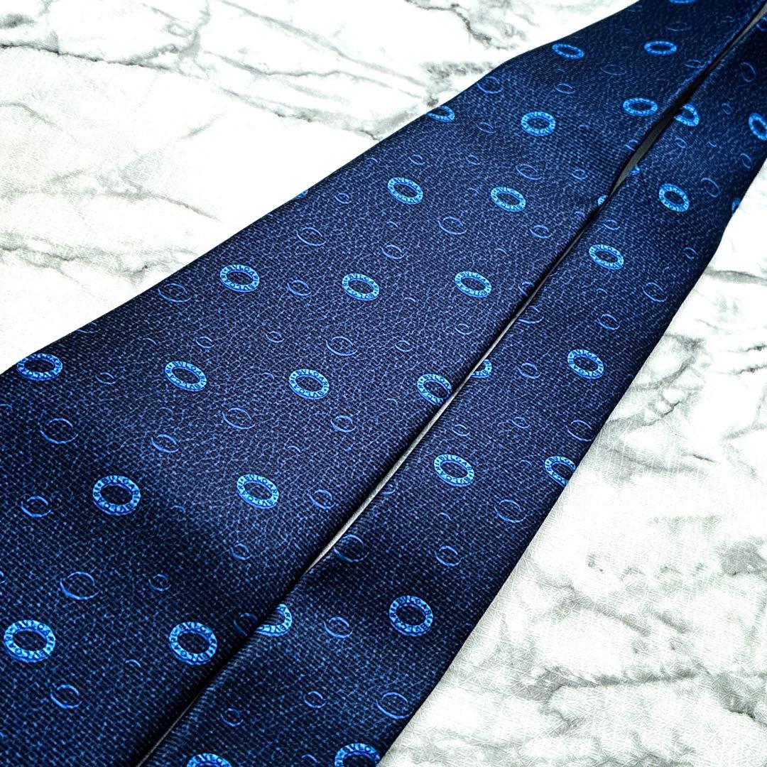 ✨未使用タグ付き✨ブルガリ　リング柄ロゴ入り　ディープブルー　ネクタイ