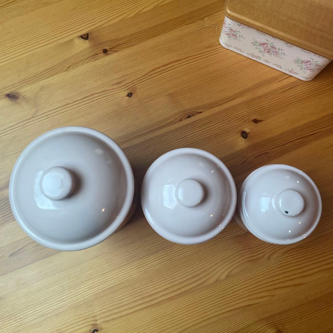 imaneマリアローズ キャニスター&アルメット缶