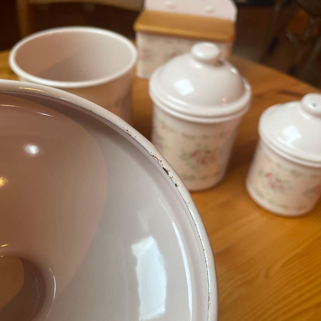 imaneマリアローズ キャニスター&アルメット缶