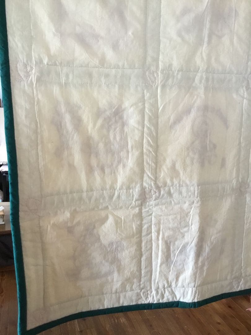 アンの田舎生活 刺繍キルト 約94cm タペストリー