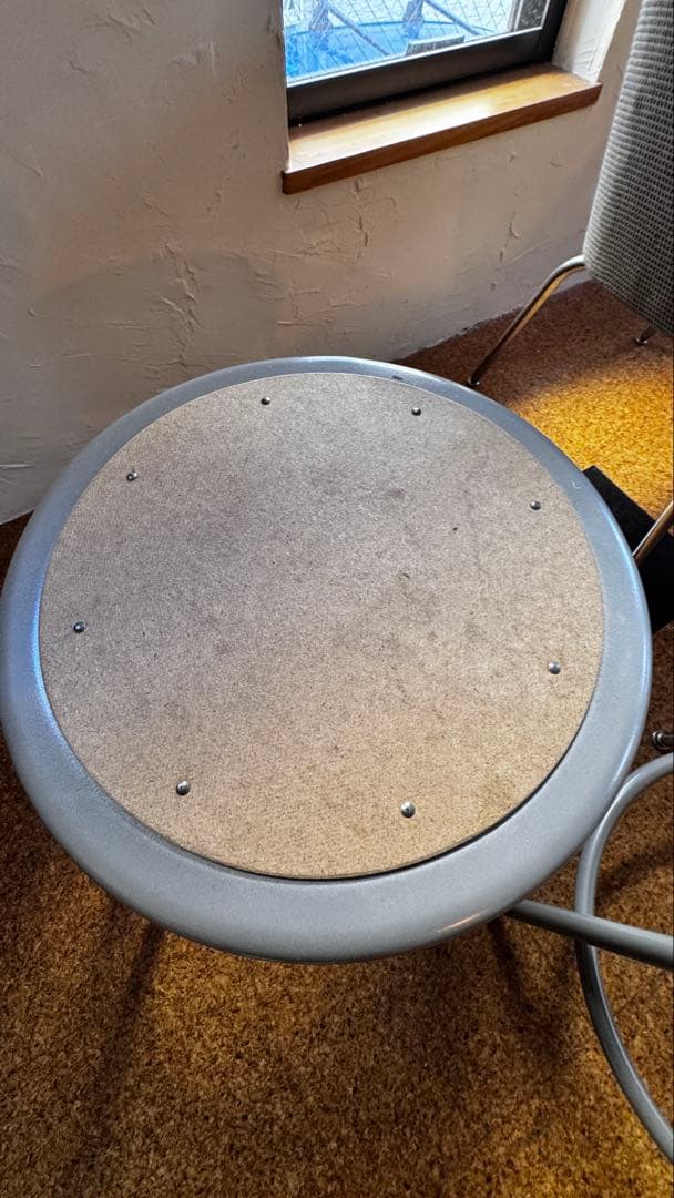 National Public Seating　丸椅子　スタッキングチェア　二脚