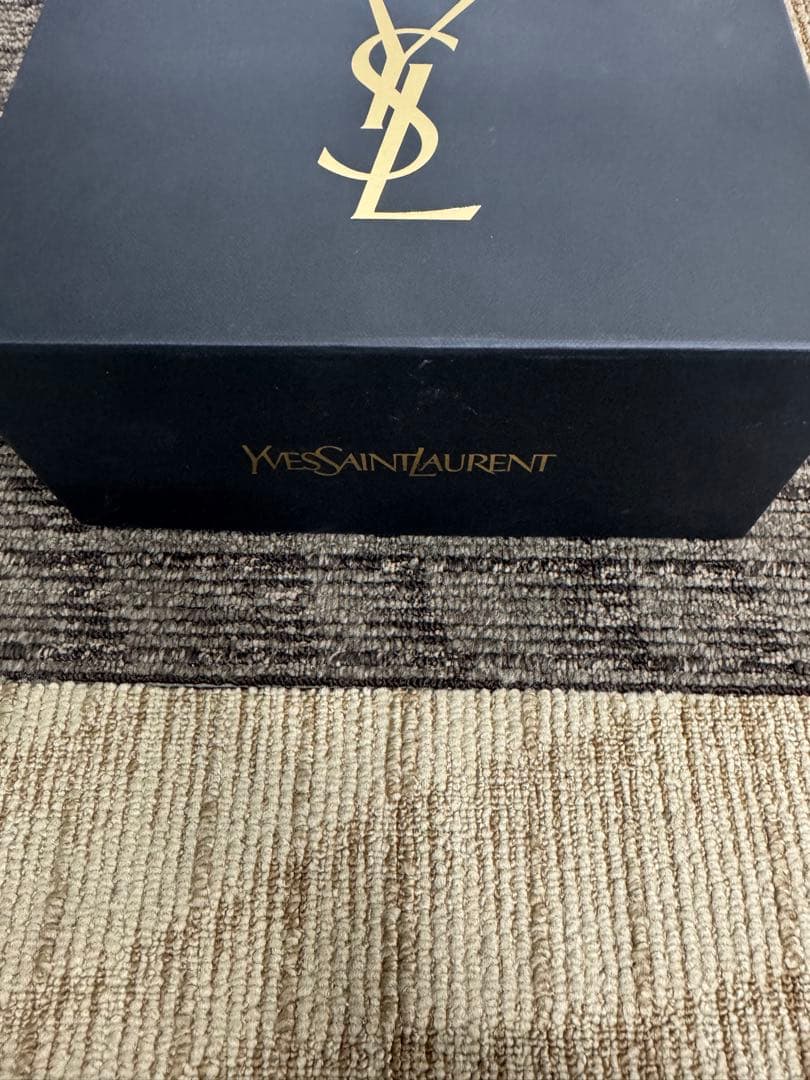 未使用　イヴ・サンローラン　リブレボディバーム200ml,オーデパルファム試供品