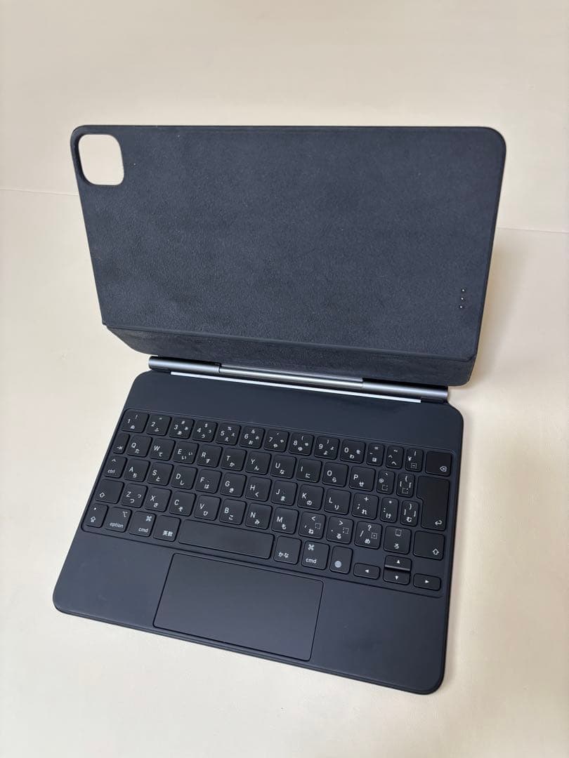 Apple iPad 11インチ　Magic Keyboard ブラック