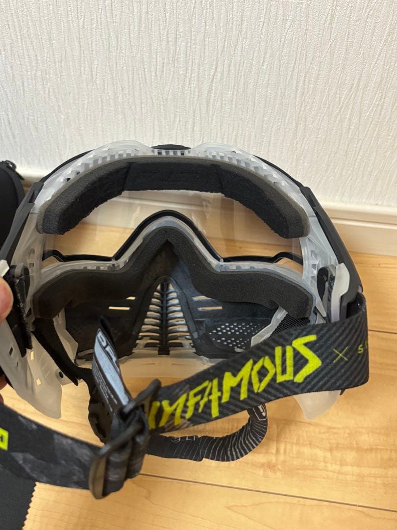 ドラ猫　Infamous X Unite pushマスク