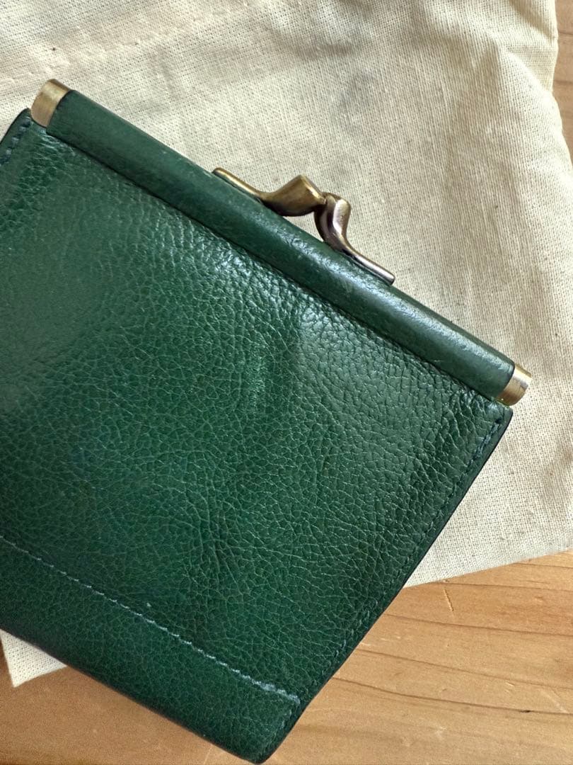 IL BISONTE イルビゾンテ　二つ折り財布 付属品あり