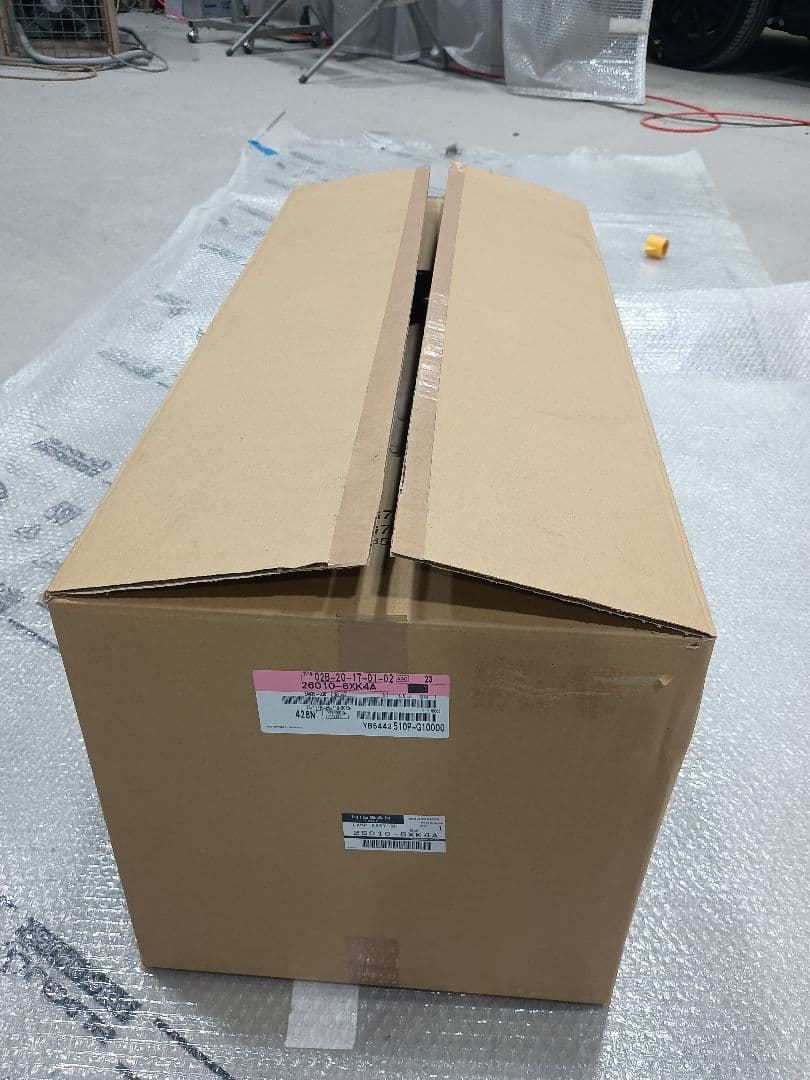 日産　ノート　SNE13 右ヘッドランプ