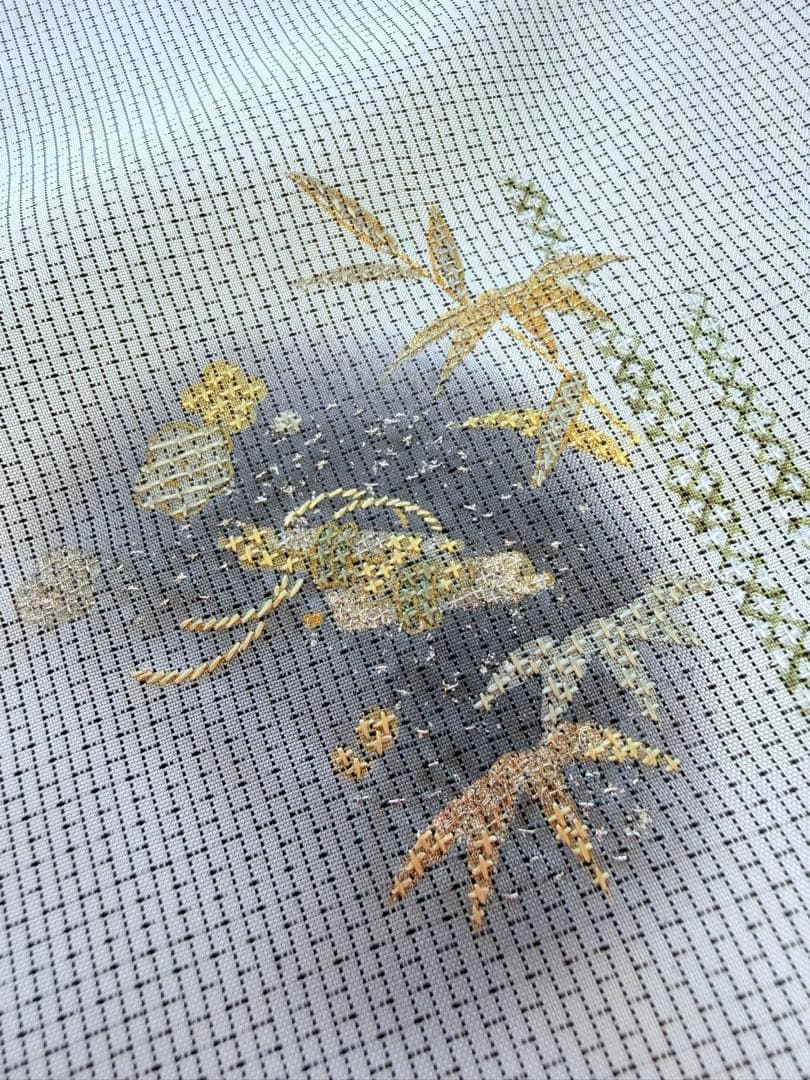 未使用 高級 訪問着 正絹 袷 白大島紬 刺繍 ホワイト 暈し染め パールトーン