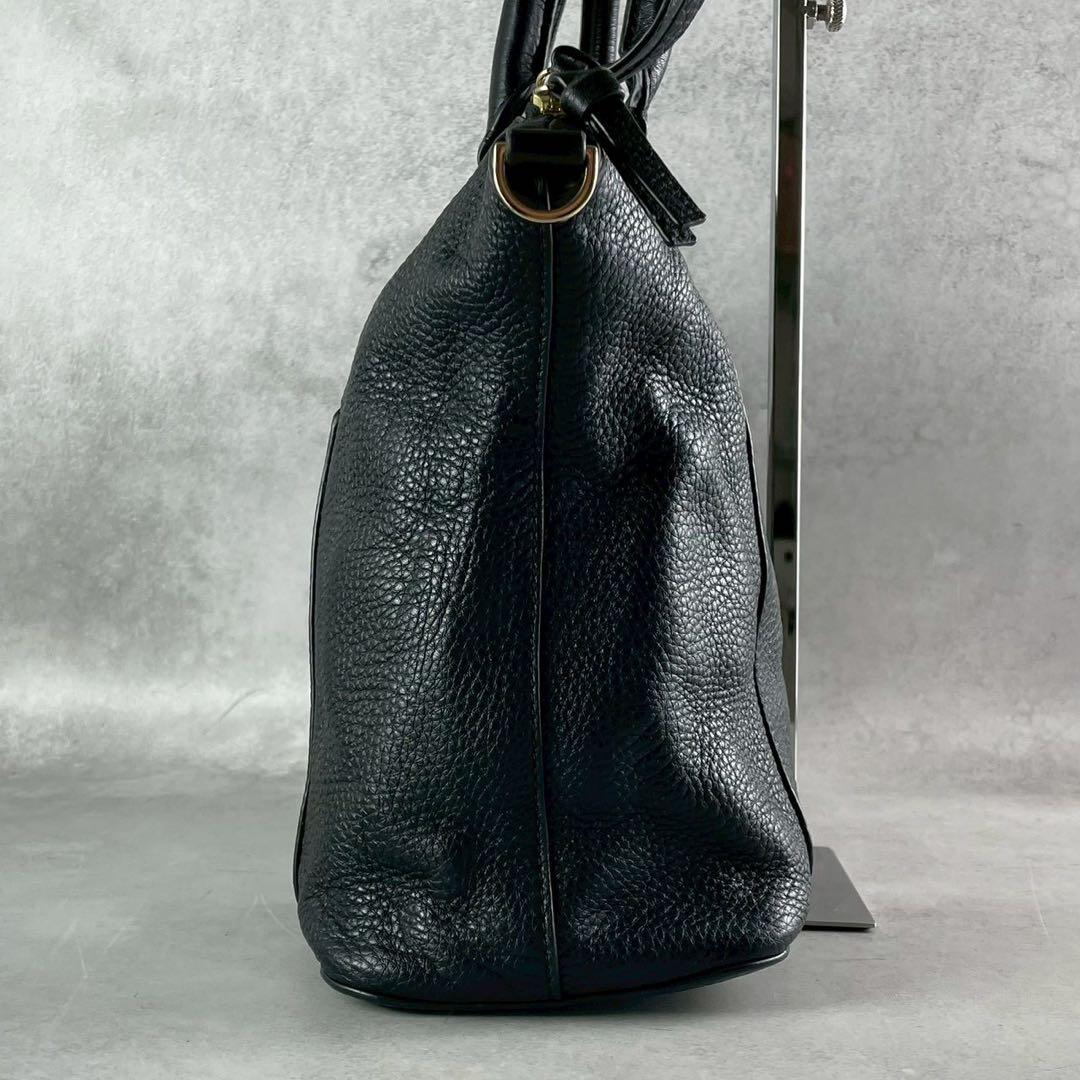 ✨美品✨トリーバーチ　ボンベT サッチェル　2way エンボスロゴ　レザー　黒