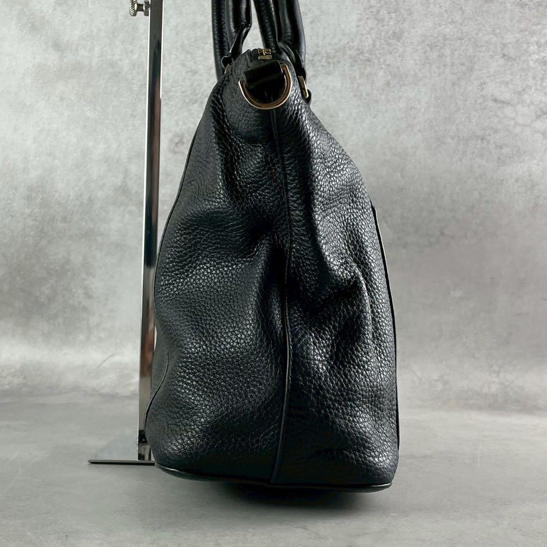 ✨美品✨トリーバーチ　ボンベT サッチェル　2way エンボスロゴ　レザー　黒