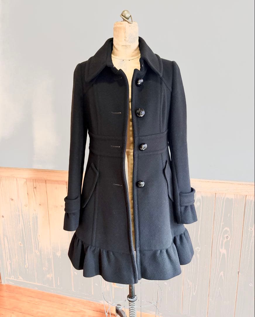 Burberryブルーレーベル/ブラックフリルロングコート