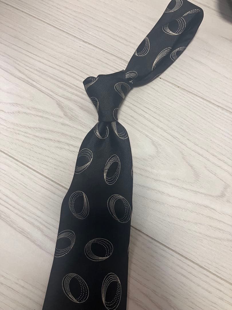 美品⭐︎Holliday & Brown ヴィンテージ柄ネクタイ ブラック