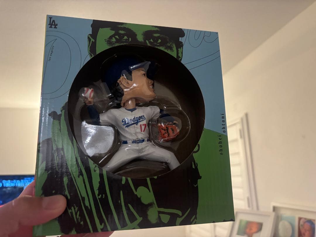 9月10日会場配布、投手の大谷翔平選手のボブルヘッド人形