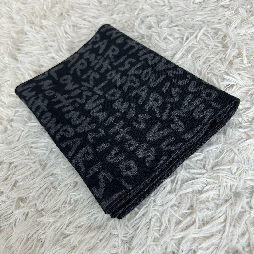 LOUIS VUITTON ヴィトン　エシャルプ　グラフィティマフラー
