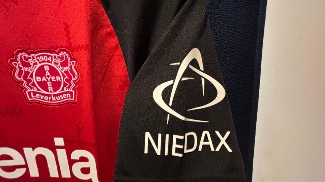 【値下げ可／タグ付】　日本未発売　 レバークーゼン ユニフォーム　ヴィルツ XL