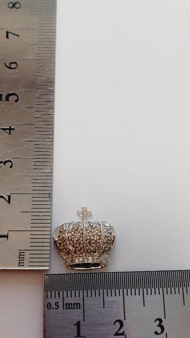 大赤字綺麗です!笠原真寿美 K18WG王冠ダイヤペンダントトップ