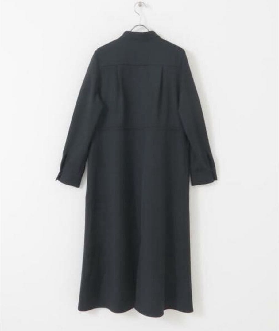 さり⭐︎アーバンリサーチ ロッソ ピンタックストレートワンピース　ネイビー