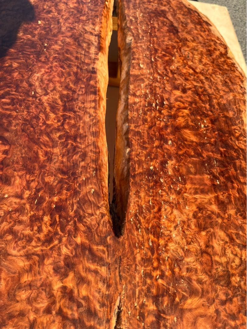 [たのメル便] 天杉　漣杢(さざなみもく) ローテーブル　無垢材　新品未使用