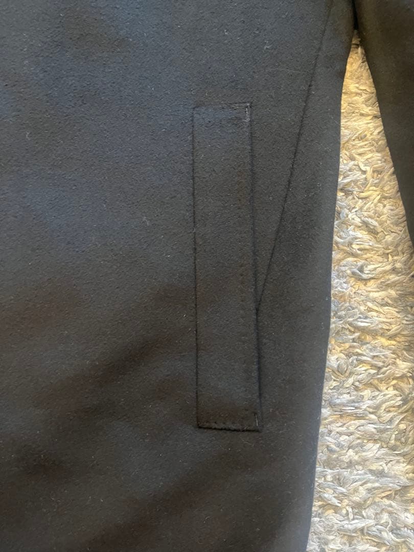 BOSS チェスターコート 黒 3つボタン