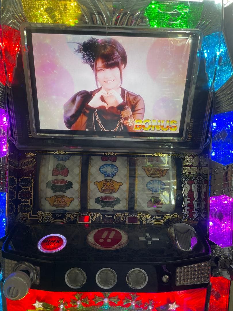 パチスロ　スロット　実機　AKB 初代　5号機