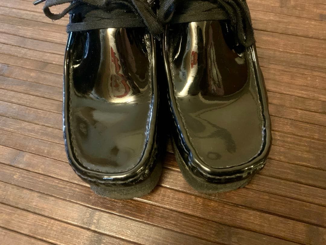 Supreme × Clarks patent leather wallabee