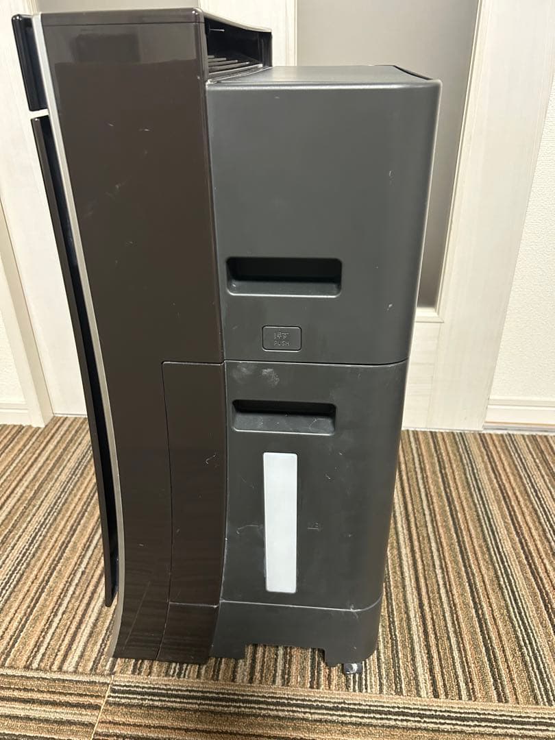 Panasonic ナノイー 加湿空気清浄機 F-VXL90