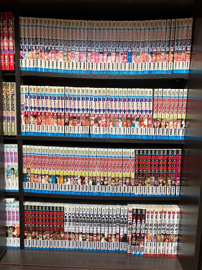 刃牙シリーズ全巻セット（外伝付き）＋バキ外伝拳刃　＋　バキ外伝疵顔セット