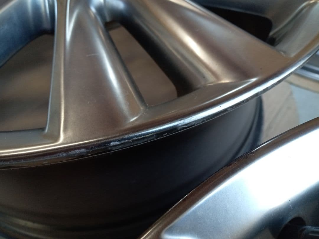 ハリアー純正ホイール