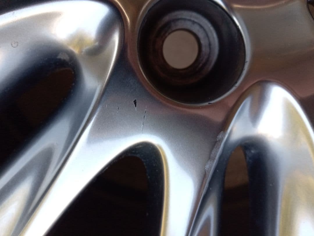 ハリアー純正ホイール