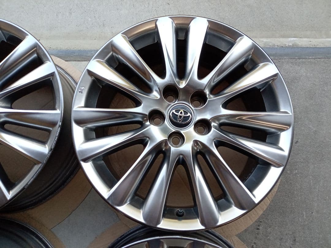 ハリアー純正ホイール