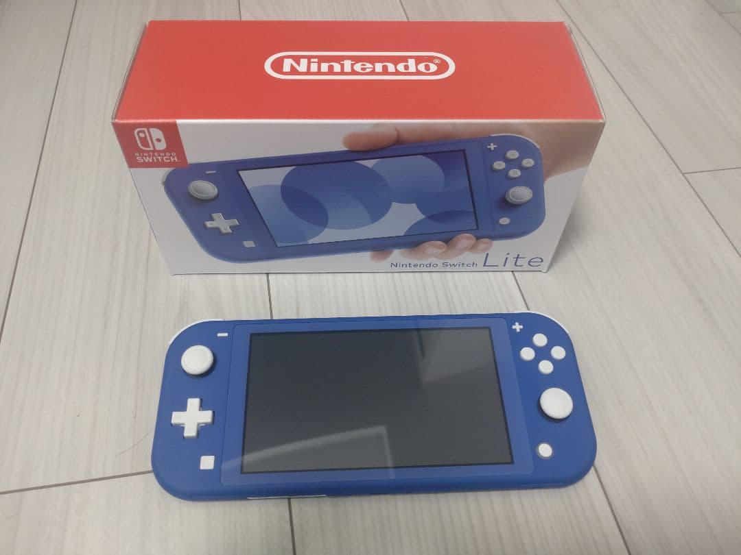 スイッチライト　Nintendo ブルー 　ドラクエ11Sセット