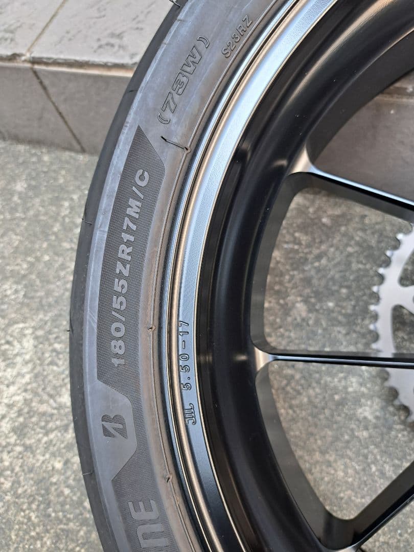 【美品】ZX-4R イグザクトアルミ鍛造ホイール前後　S23タイヤ付き