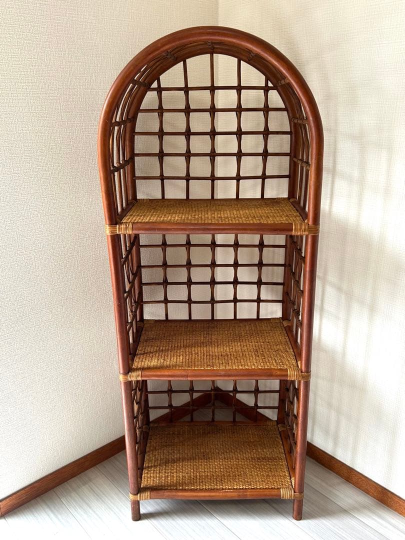 レトロ アーチ型　3段ラタンラック オープンシェルフ 本棚　飾り棚 ディスプレイ