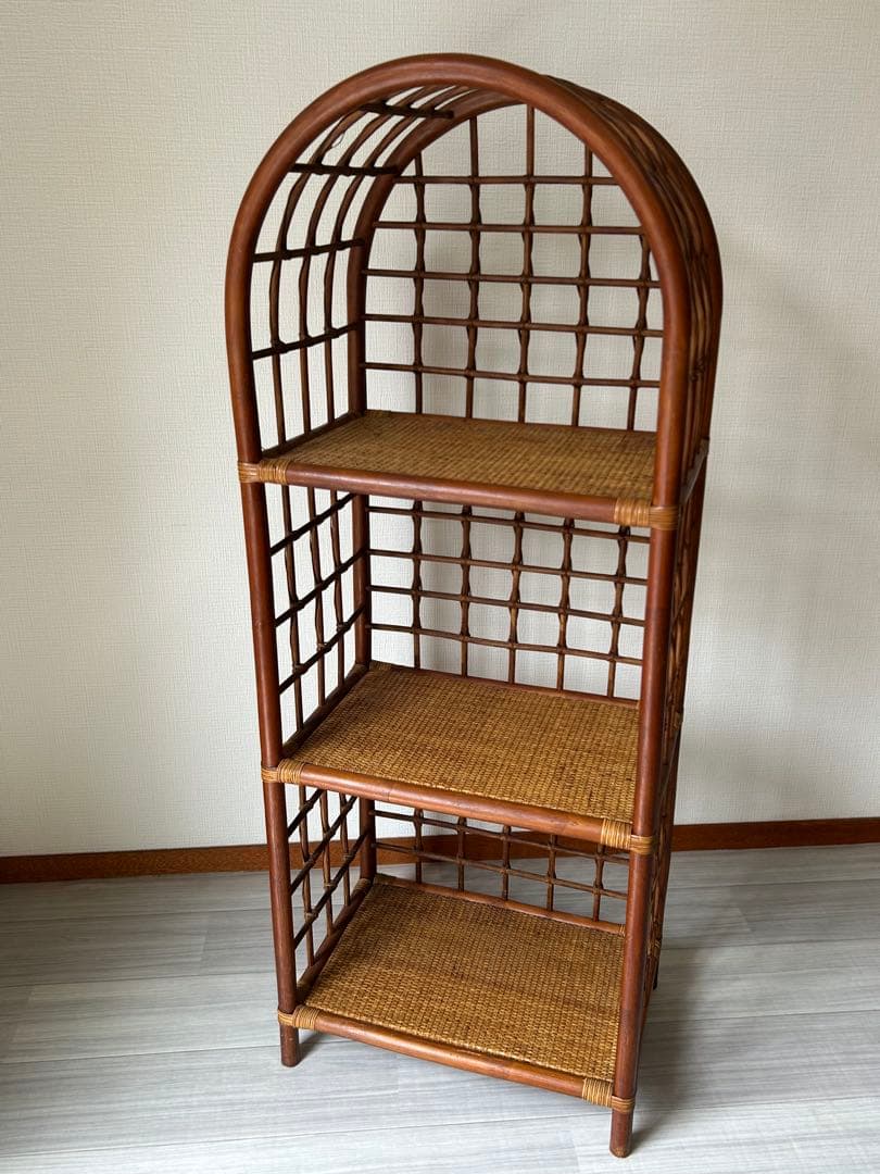 レトロ アーチ型　3段ラタンラック オープンシェルフ 本棚　飾り棚 ディスプレイ