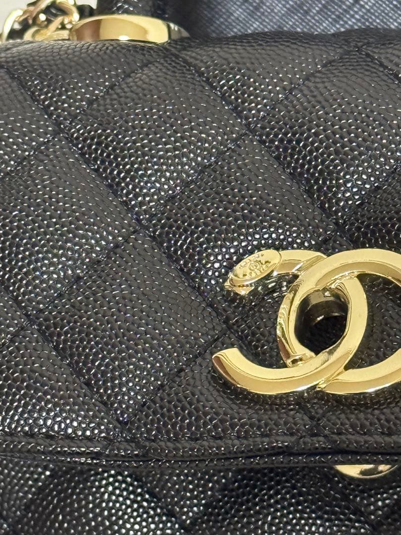 CHANEL MAKEUP ブラック ミニ　チェーン　ショルダーバッグ