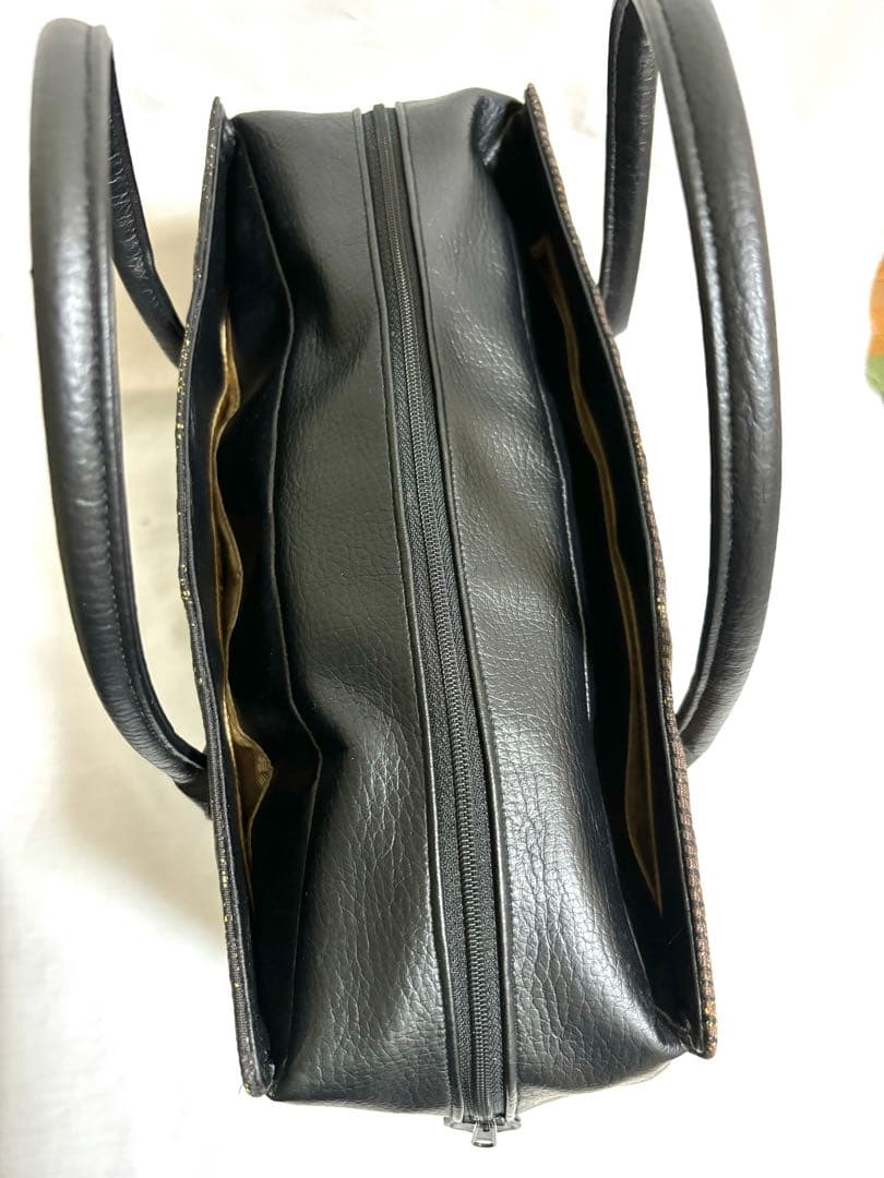 たっぷり収納！　大きめ　西陣織　レザー 正絹　利休バッグ