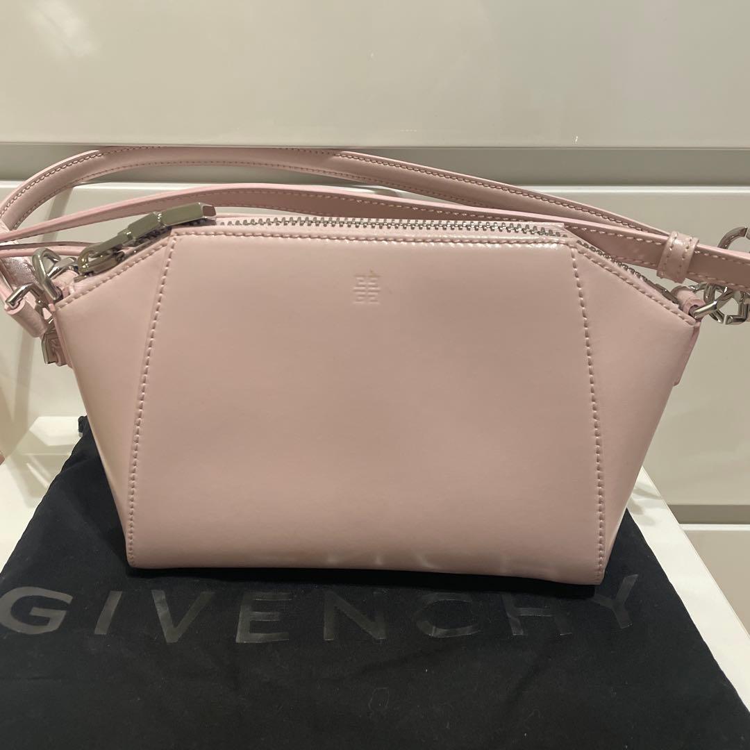 ジバンシイアンティゴナショルダーバッグ新品