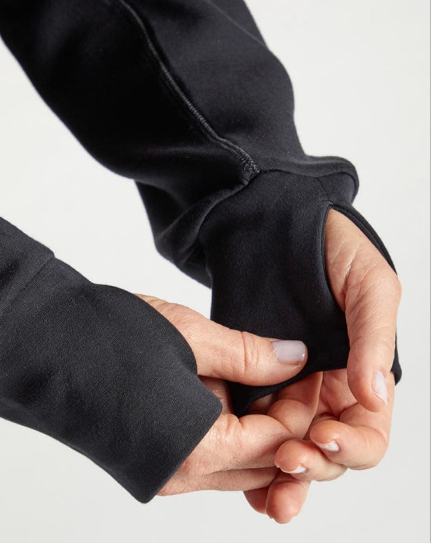 ジャザサイズ　黒ハーフジップジャケット