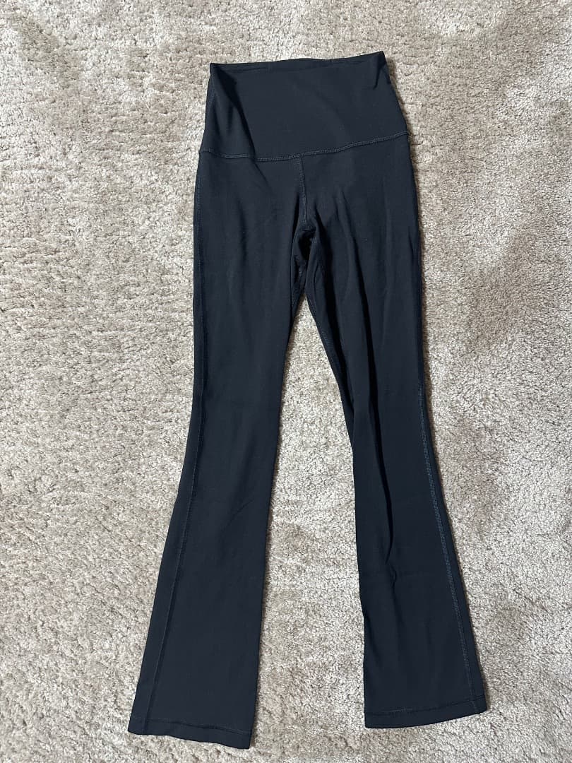 lululemon Align™ High-Rise ミニフレアレギンス