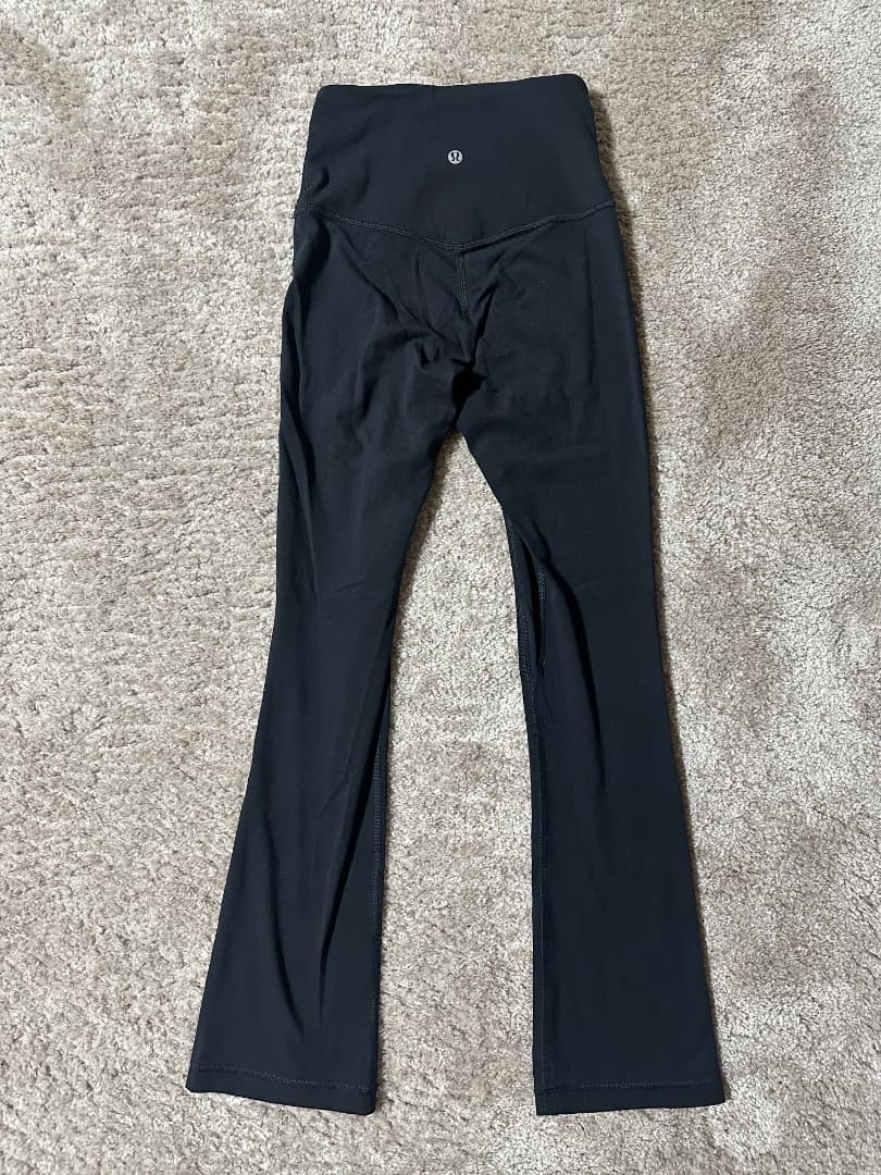 lululemon Align™ High-Rise ミニフレアレギンス