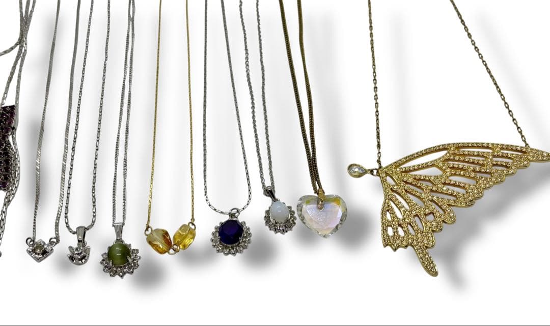 #アクセサリーまとめ売り　ブローチ、リング、イヤリング、ネックレスなど　P-10