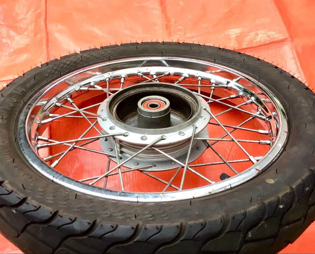 スーパーカブプロ【前後ホイール】ブレーキパネル付