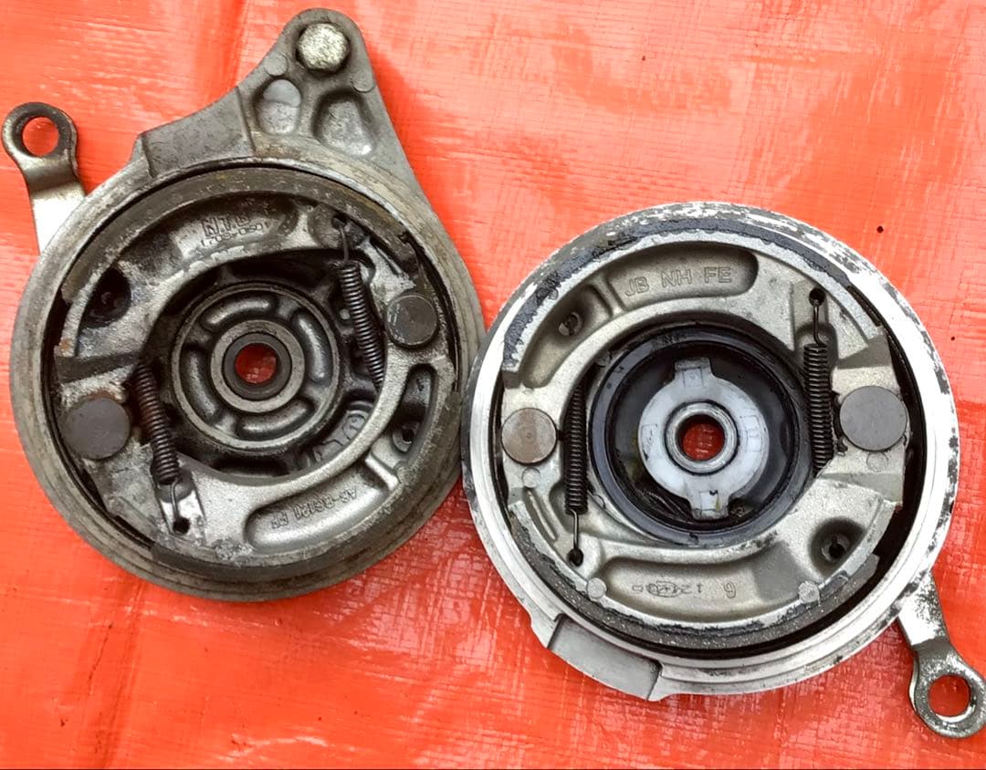 スーパーカブプロ【前後ホイール】ブレーキパネル付